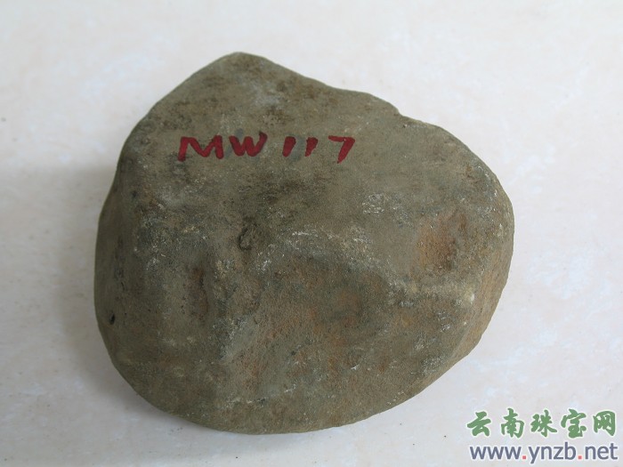 莫湾翡翠毛料, 缅甸莫湾场口, 赌石 -- 点击看大图