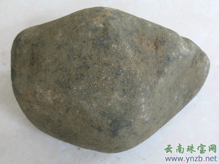 缅甸翡翠, 翡翠赌石, 赌石 -- 点击看大图
