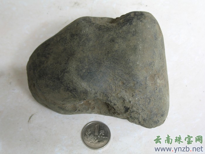 缅甸翡翠, 翡翠赌石, 赌石 -- 点击看大图