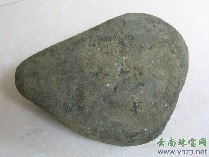 缅甸翡翠, 翡翠赌石, 赌石 -- 点击看大图