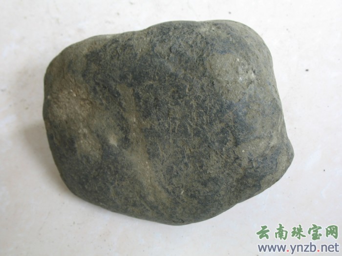 翡翠毛料, 莫湾基 -- 点击看大图