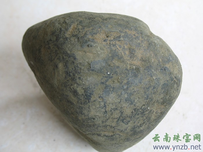 翡翠毛料, 莫湾, 赌石 -- 点击看大图