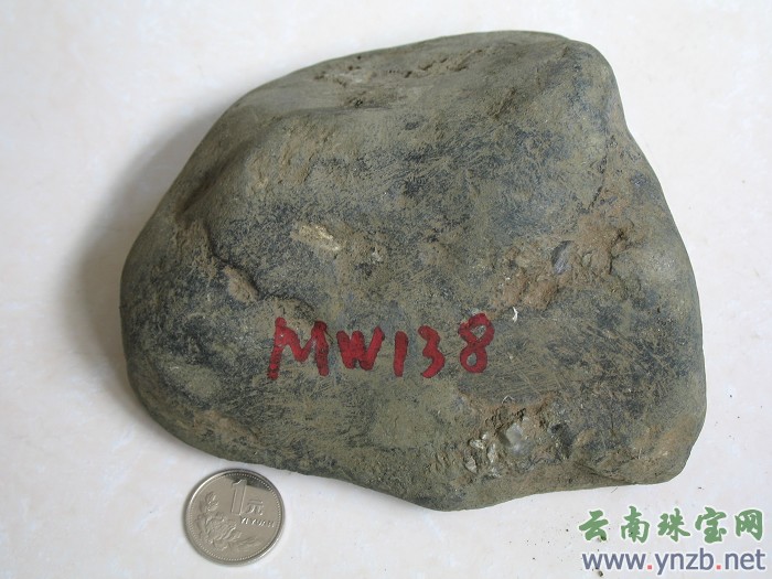 缅甸翡翠, 莫湾基翡翠赌石 -- 点击看大图