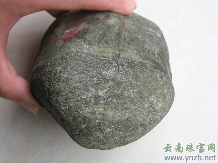 莫湾基赌石, 老场口翡翠毛料 -- 点击看大图