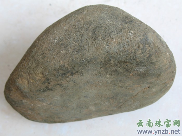 莫湾基赌石, 老场口翡翠毛料 -- 点击看大图