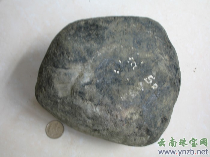 缅甸翡翠, 翡翠赌石, 赌石 -- 点击看大图
