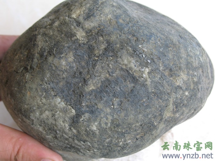 翡翠毛料, 莫湾, 赌石 -- 点击看大图