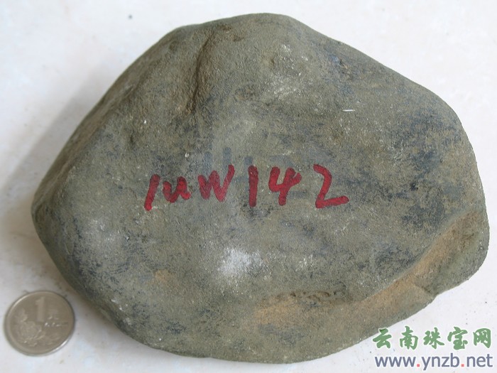 莫湾场口, 赌石 莫湾基翡翠赌石 -- 点击看大图