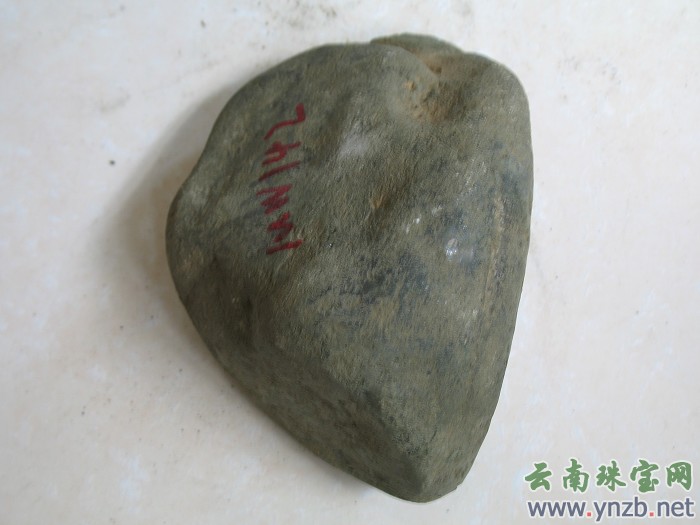 翡翠毛料, 莫湾基 -- 点击看大图
