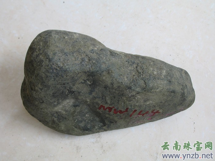 莫湾基, 赌石, 老场口翡翠毛料 -- 点击看大图