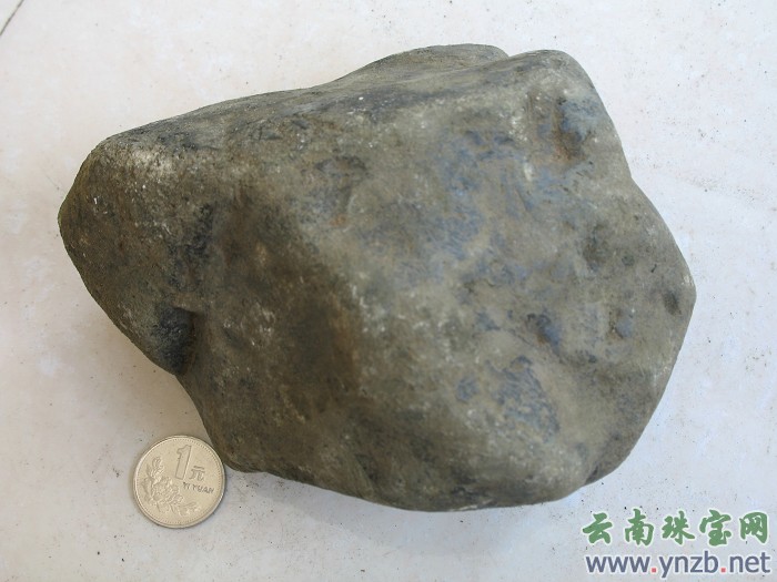 缅甸翡翠, 翡翠赌石, 赌石 -- 点击看大图