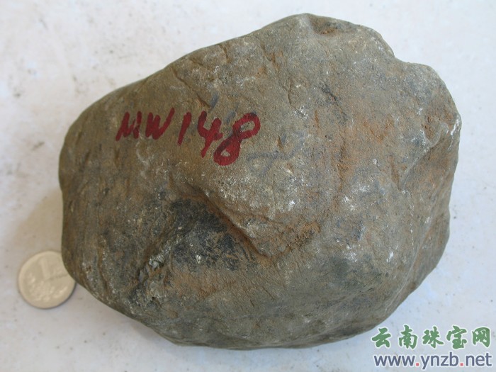 莫湾翡翠毛料, 缅甸莫湾场口, 赌石 -- 点击看大图