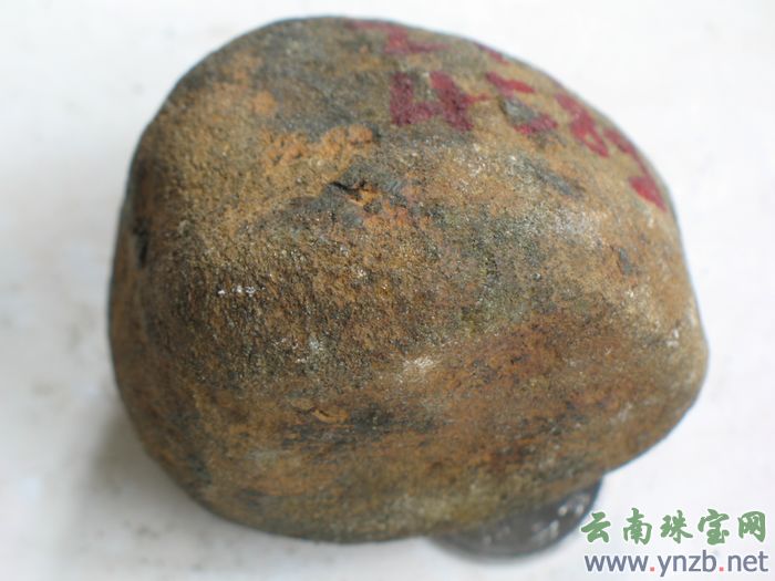 莫湾基赌石, 老场口翡翠毛料