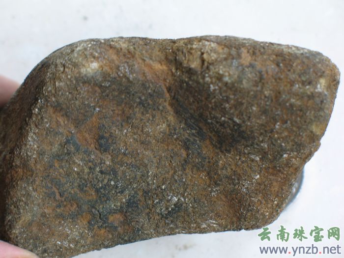 缅甸翡翠, 翡翠毛料, 赌石