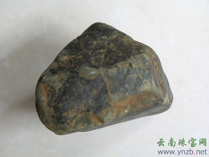 缅甸翡翠, 翡翠毛料, 赌石