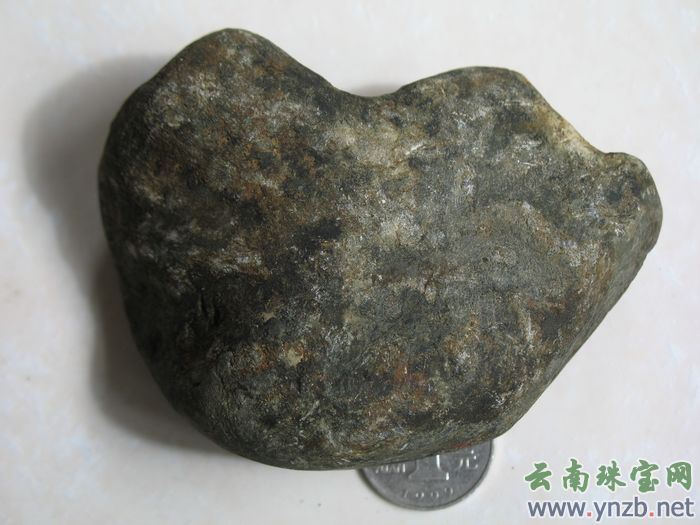 莫湾基赌石, 帕敢
老场口翡翠毛料
