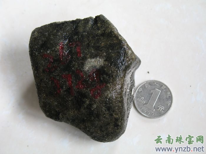 赌石|缅甸翡翠毛料 莫湾基老场口，翡翠毛料 帕敢老产区- 点击
看大图