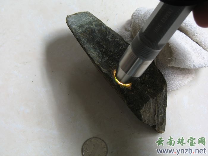 翡翠原石,赌石, 翡翠