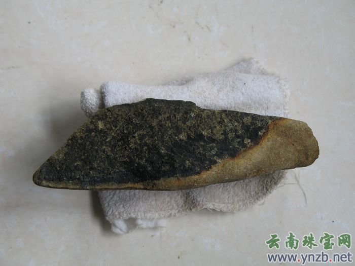 翡翠原石,赌石, 翡翠