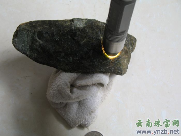 翡翠赌石, 赌石