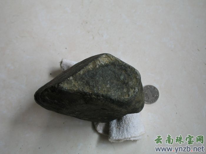 缅甸翡翠毛料, 翡翠赌石, 赌石