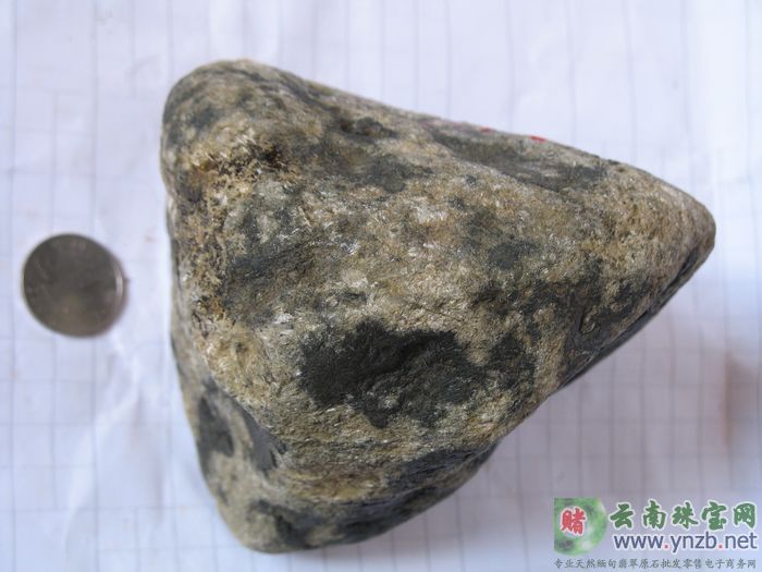 赌石、缅甸翡翠毛料 - 点击看大图