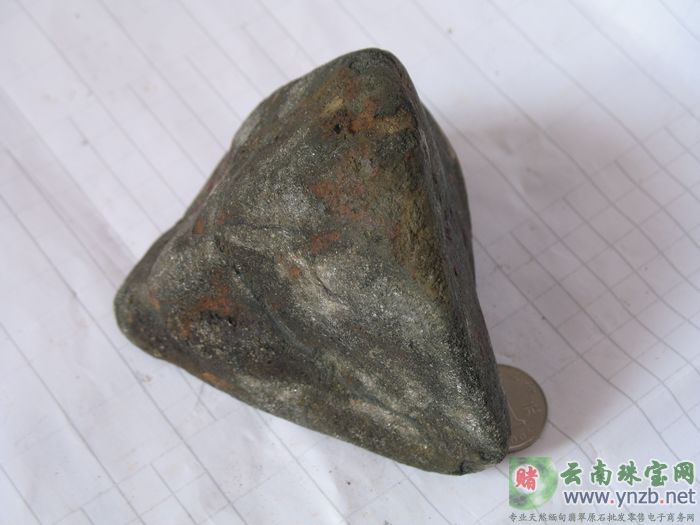 赌石、缅甸翡翠毛料 - 点击看大图