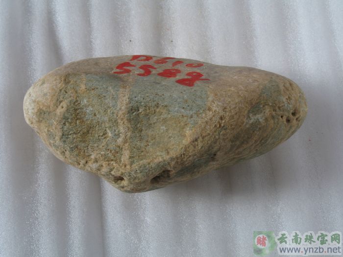 达摩坎/大马坎翡翠毛料 D610 -- 点击查看大图