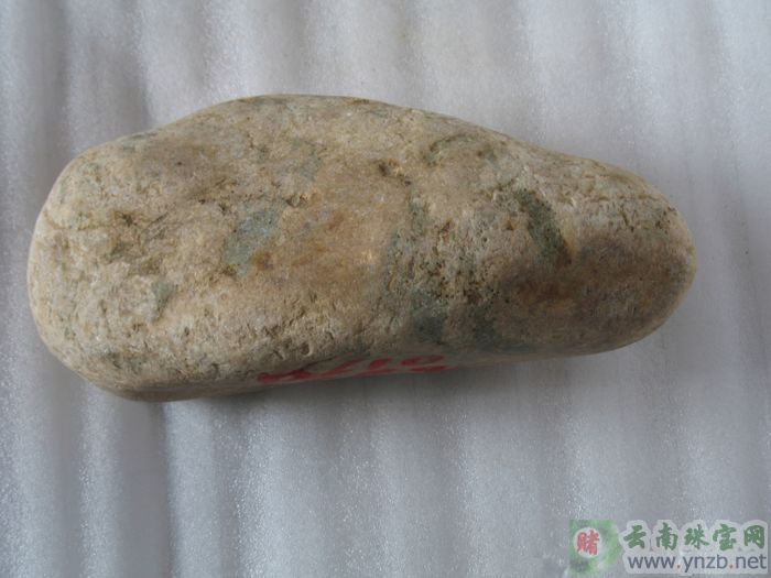 云南赌石, D610翡翠原石 -- 点击查看大图