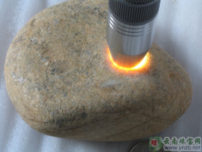 翡翠赌石, D611赌石 -- 点击查看大图