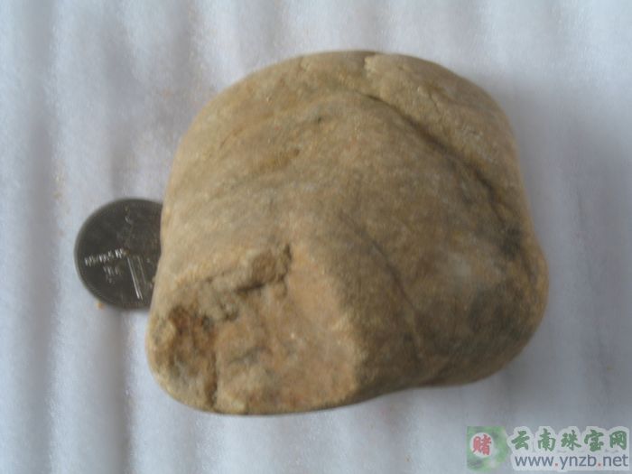 达摩坎/大马坎翡翠毛料 D618 -- 点击查看大图