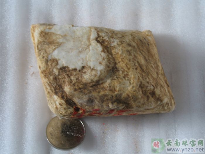 云南赌石, D619翡翠原石 -- 点击查看大图