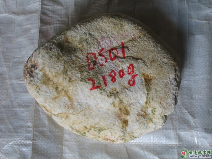 大马坎老场口赌石, 水石价格,缅甸老坑水石,大马坎场口赌石 DS01  DS01 正面图片 -- 点击查看大图