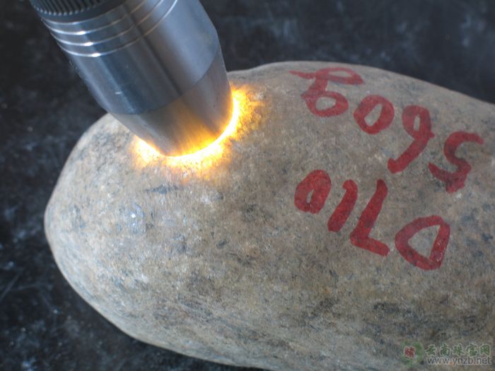 翡翠赌石, D710赌石 -- 点击查看大图