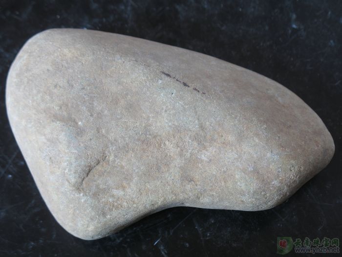 赌石, 老场口赌石, 达摩坎,大马坎场口赌石 D713 -- 点击查看大图